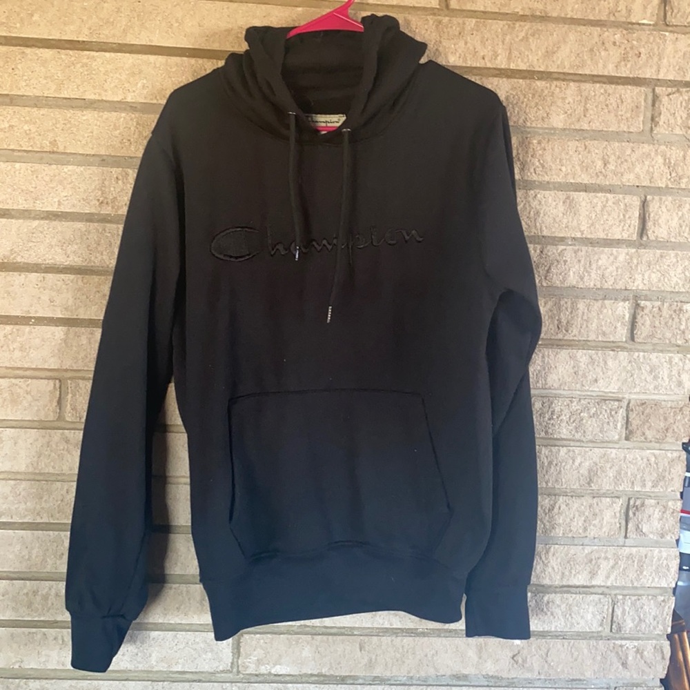 Champion pull over sweater